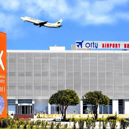 Orty Airport Hotel İzmir Eksteriør bilde