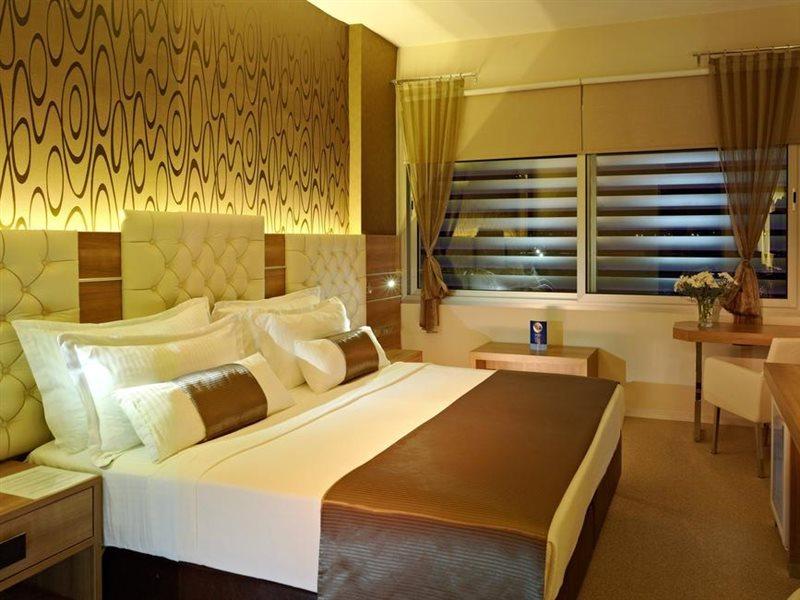 Orty Airport Hotel İzmir Eksteriør bilde