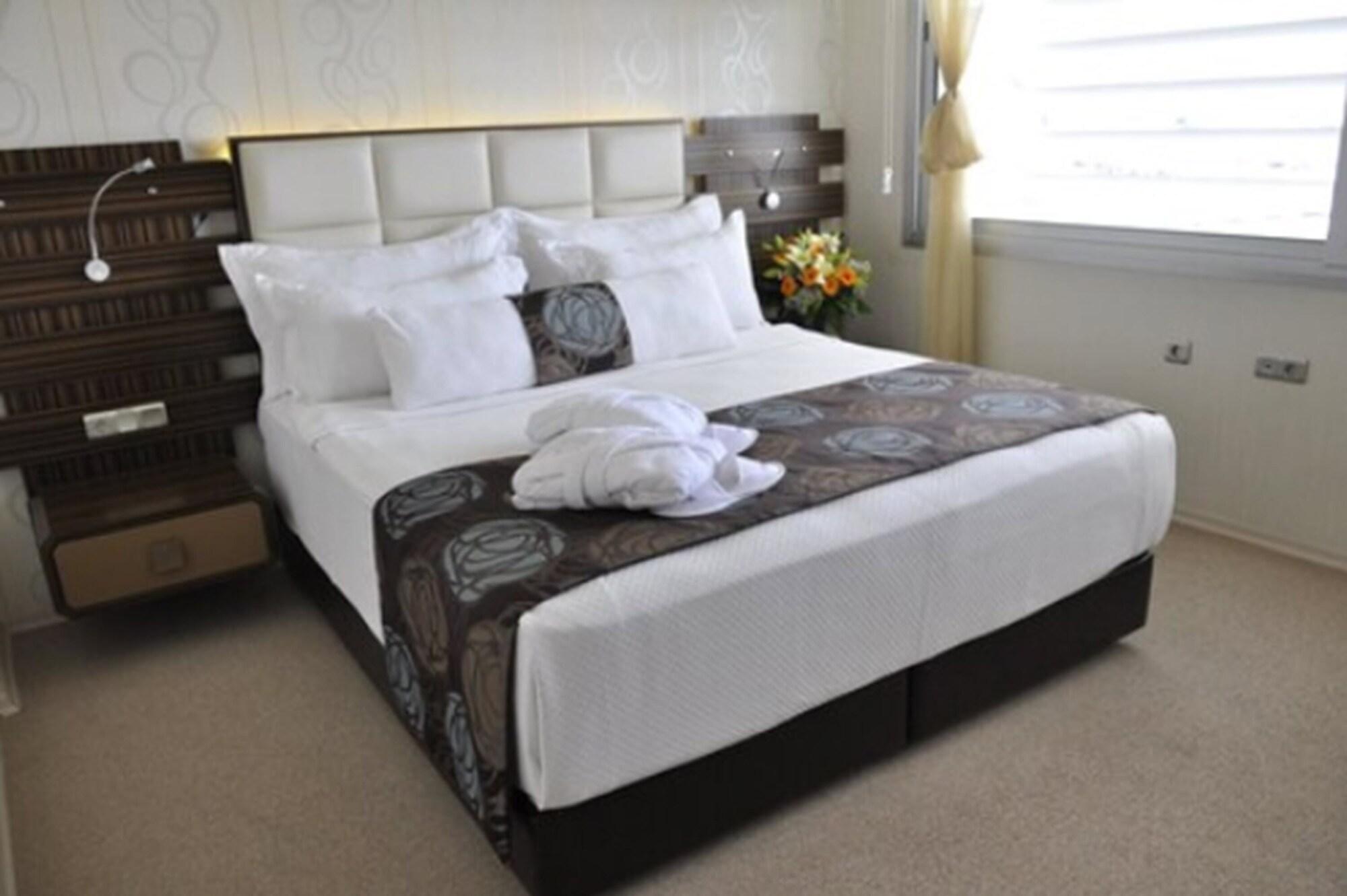 Orty Airport Hotel İzmir Eksteriør bilde