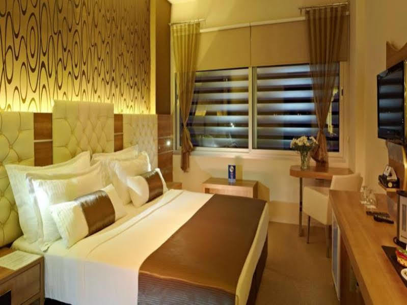 Orty Airport Hotel İzmir Eksteriør bilde