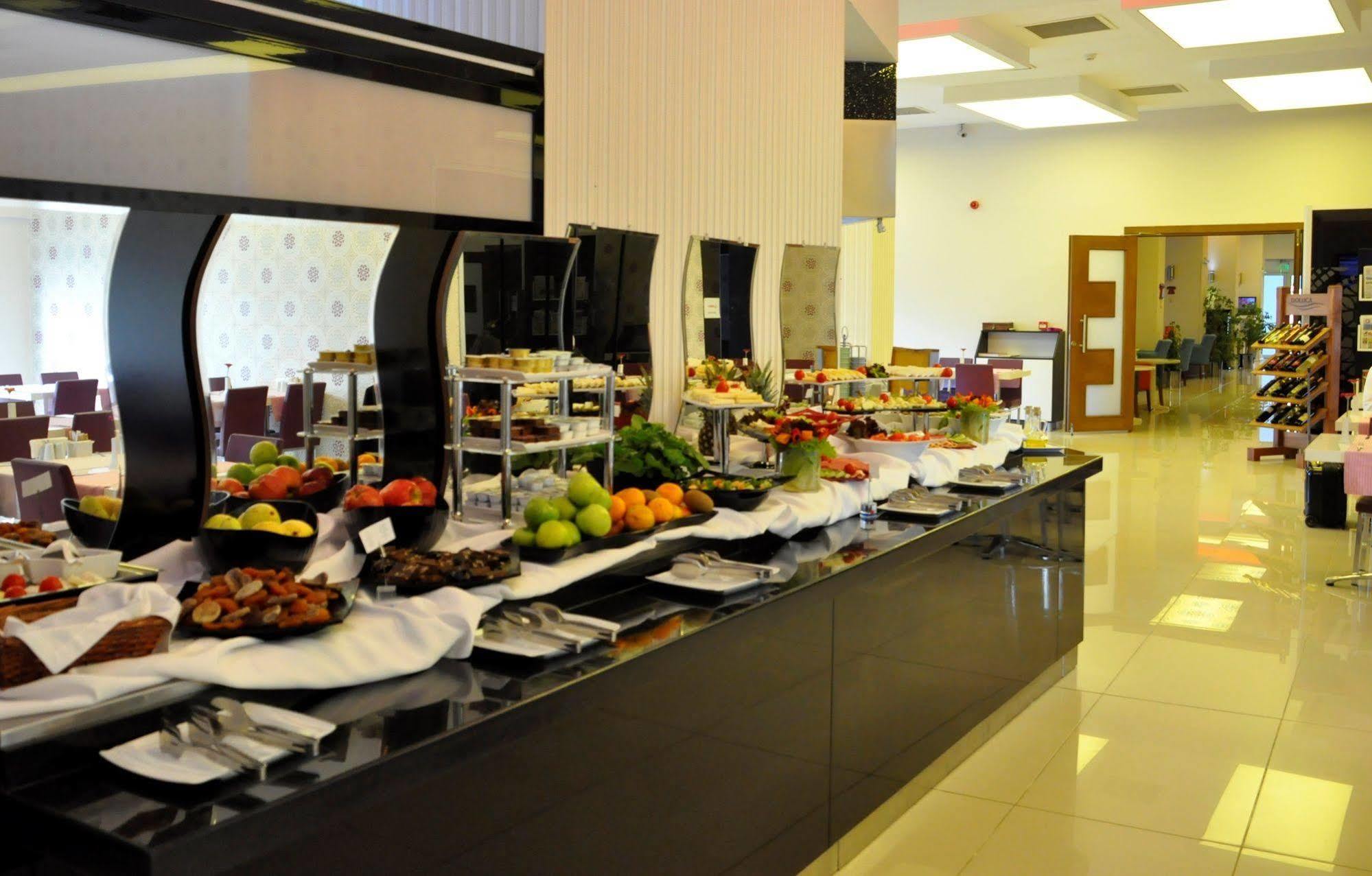Orty Airport Hotel İzmir Eksteriør bilde
